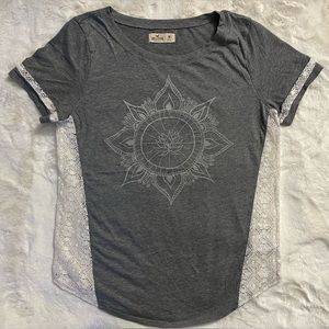 HOLLISTER GRAPHIC TEE, WOMEN, MEDIUM